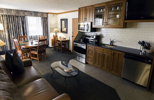 Salt Lake Mountain Resorts Resort | Enjoy Full Resort Access at The Cliff Club - Snowbird