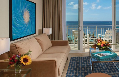 Aruba Resort | Beachfront 1 Bedroom Villa at Divi Phoenix Resort