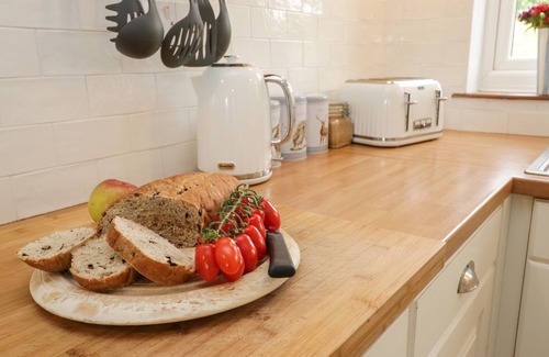 Osmotherley Cottage | Family-Friendly 1 Belle Vue with Cozy Open Fire in Osmotherley