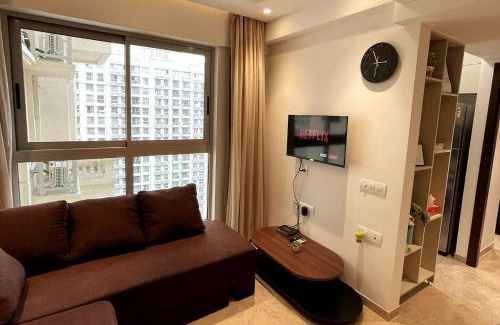 Hiranandani Gardens Apartment | Pet-Friendly 1 BHK Retreat in Hiranandani Gardens Powai