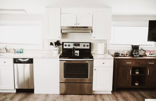 Carolina Beach Condo | Steps from the Beach: Anchors Away with Oceanfront Views