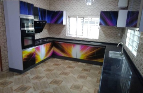 Wenkyi House | Discover Comfort at 1 Boapea Street with Kitchen Amenities