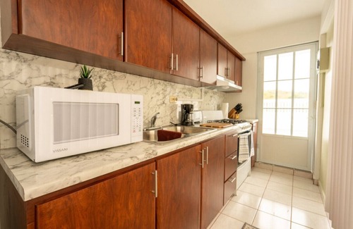 Tierras Nuevas Poniente Apartment | Pet-Friendly One-Bedroom Apartment at El Flamingo Beach Club