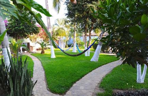 Brisas de Zicatela Apartment | Cozy 1 BR Apartment Steps from the Beach with Pool Access