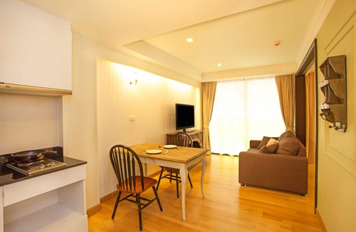Hua Hin Apartment | Cozy 1-BR Apartment with Pool Access at Rocco HuaHin