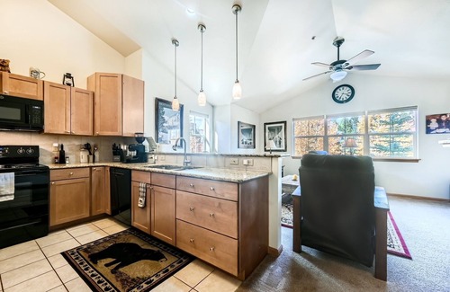 Frisco House | Elegant 1 BR Condo Steps from Frisco Main St - Rated 9.8