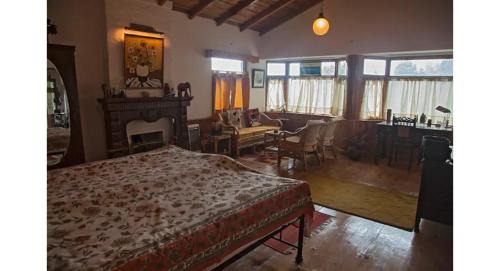 Gagar Villa | Elegant 1 BR Snow Villa in Ramgarh with Family Amenities