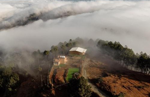 Jakh House | Cozy Mountain Retreat at Nivriti Cottage with Pet-Friendly Perks