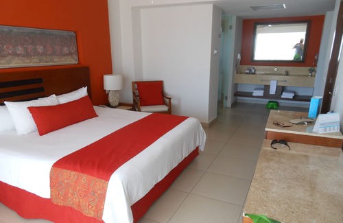 Nuevo Vallarta Resort | Ideal 1 BR Suite with Ocean View at Family Resort