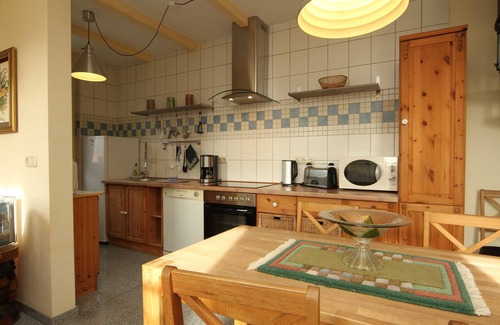 Liepe Apartment | Family-Friendly Retreat at Ferienwohnanlage "Alte Molkerei"