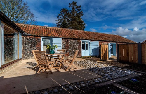 North Barsham Apartment | Comfortable Double & King Rooms Ideal for Families