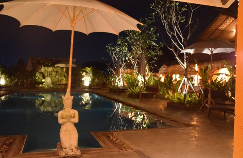 Chiang Mai House | Experience the #1 Dramatic Bungalow with Pools & Waterfalls