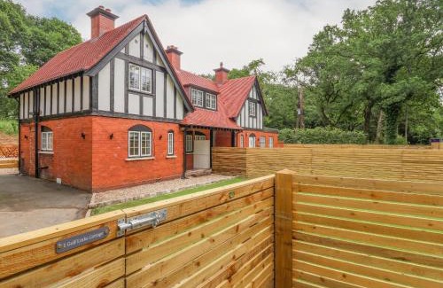 Cotebrook House | Top-Rated 1 Golf Links Cottages for Families and Pets