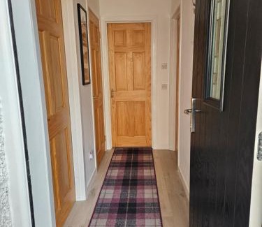 Ballater Apartment | Exceptional Stay at 1 Golf Mews - Guest Rated 9.4/10