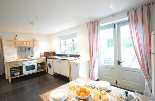 Westleton Cottage | Pet-Friendly 1 Grange Cottages in Westleton Awaits You