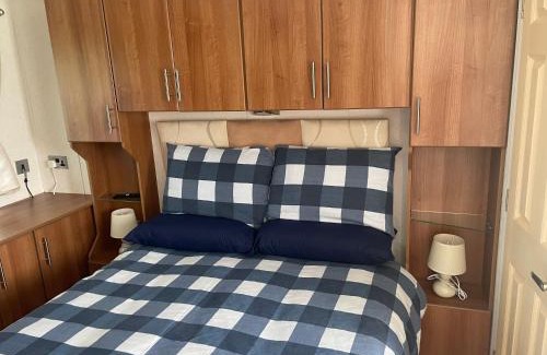 Newry Apartment | Top-Rated 1 Gullion Lodge in Newry for Family Getaways