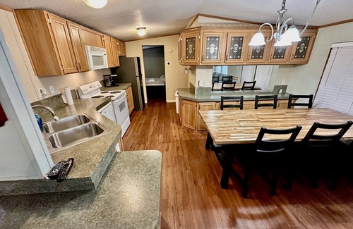 Port O Connor House | 1 HERON with BOAT SLIP and Tower Deck-Pets Add $