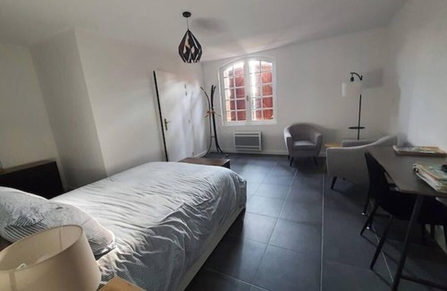 Montsaunes Bed & Breakfast | Relax at Le Clos de Gèles: Cozy House with Pool Access