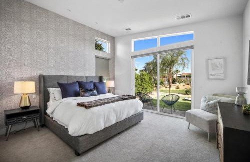 Indian Wells House | 1 mi from Tennis Garden - Corn hole - Pool Access