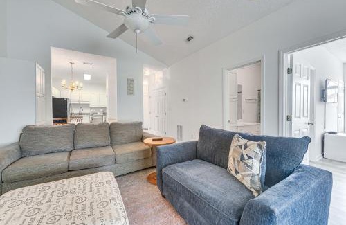 Vaught Apartment | Inviting Myrtle Beach Condo - Just 1 Mile to the Ocean!