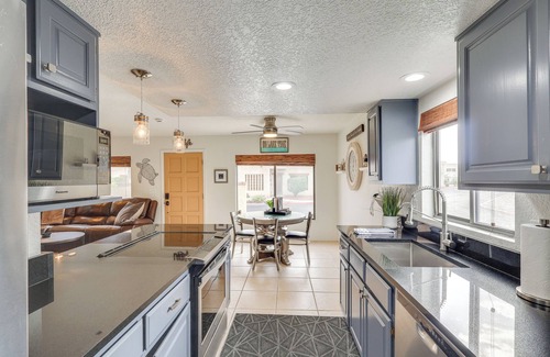 Nautical Estates Condo | Lake Havasu City Condo: Family-Friendly with Resort Amenities