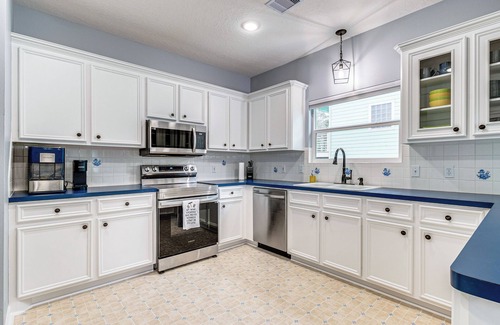 Montgomery House | < 1 Mi to Boat Ramp: Waterfront Lake Conroe Home!