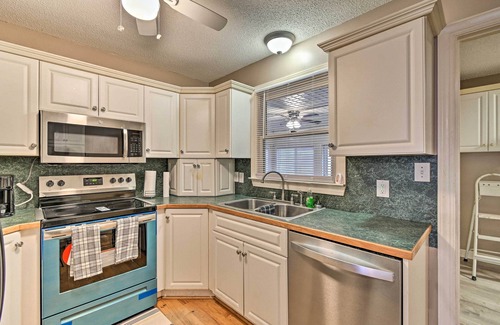 Lillington House | Pet-Friendly Lillington Home, Steps from Cape Fear River!