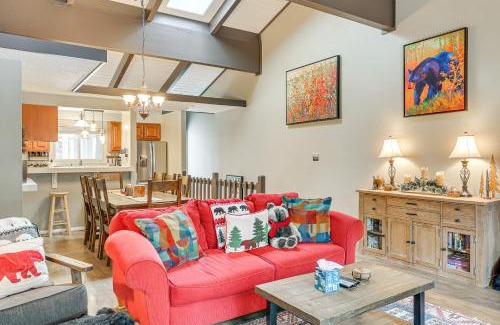 Incline Village Apartment | Inviting Incline Village Condo Steps from Lake Tahoe