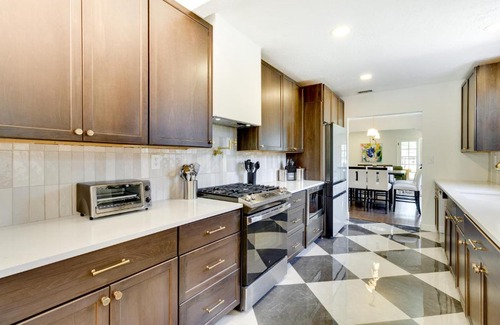 Lawsona - Fern Creek House | Family-Friendly Orlando Home with Large Deck Near Universal