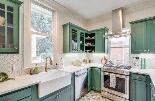 Tyler House | Inviting Tyler Home with Shared Deck, Steps to Downtown