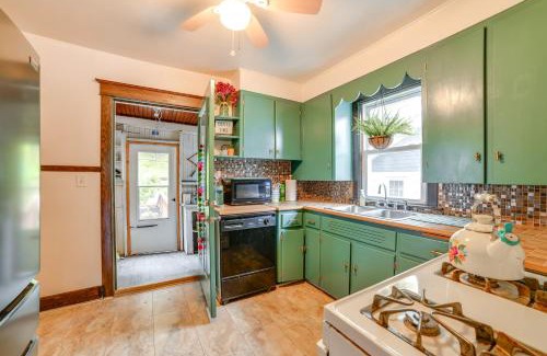 Binghamton House | 1 Mi to Dtwn Binghamton Pet-Friendly Home with Deck