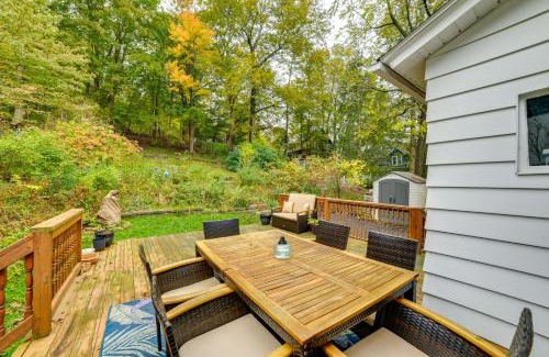 Binghamton House | 1 Mi to Dtwn Binghamton Pet-Friendly Home with Deck