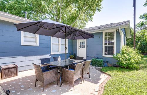 Brenham House | Inviting Family Bungalow in Brenham, Steps from Downtown