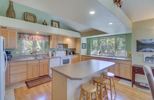 Bigfork House | Relax at Bigfork Village Retreat near Flathead Lake!