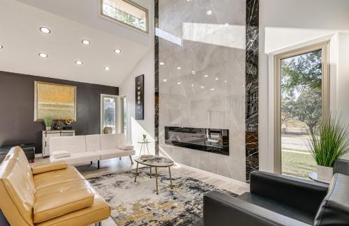 Lincoln House | Modern Lincoln Home Near Holmes Lake – Pet & Child Friendly!