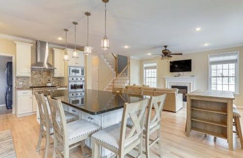 Point Pleasant Beach House | 1 Mi to Jenkinsons Boardwalk Family Gem with Grill