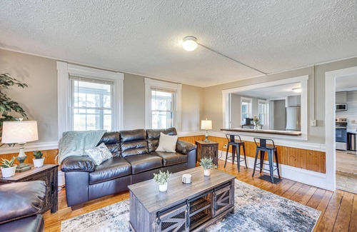 Beebe Plain Cabin | < 1 Mi to Lake: Mtn-View Cabin w/Porch in Newport