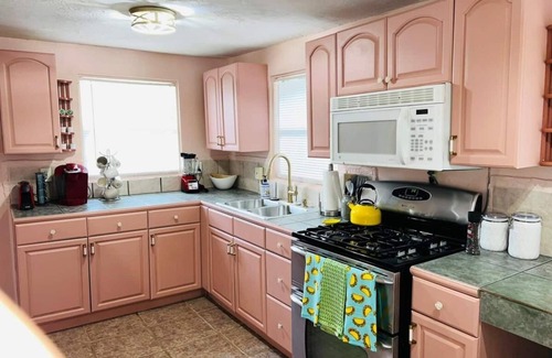 Griffin Heights House | Family-Friendly 3-Bedroom Retreat near FSU - Pet Welcomed