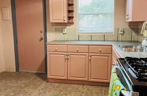 Griffin Heights House | Family-Friendly 3-Bedroom Retreat near FSU - Pet Welcomed