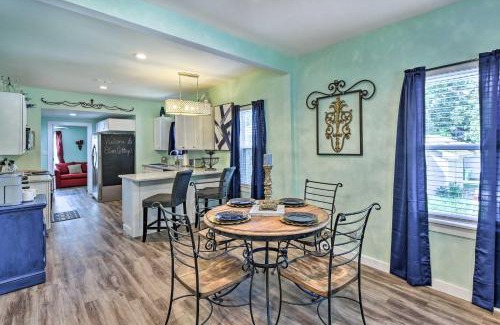 Central Arlington House | Pet-Friendly Arlington Elm Cottage with Patios & Fenced Yard