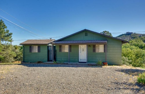 Prescott House | Cozy Prescott Retreat with Fire Pit - Steps from Whiskey Row!