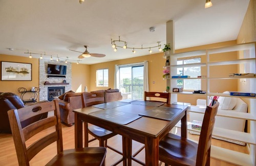 Prescott House | Cozy Prescott Retreat with Fire Pit - Steps from Whiskey Row!