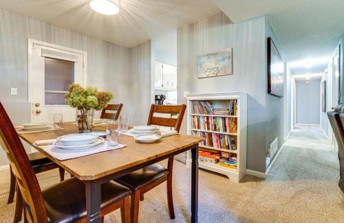 White Bear Lake Apartment | 1 Mi to White Bear Lake and Dtwn Twin Cities Escape