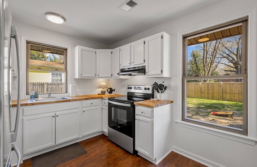 Issue House | Explore Pegs Pearl: Beach Community with Golf Cart Access
