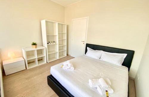 Cerchia dei navigli Apartment | 1 min Castle - 7 min Cathedral on Walk Prestige Apartment