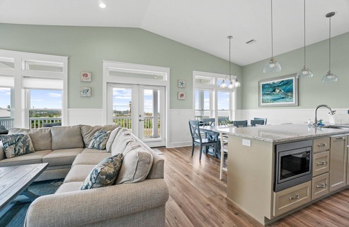 Port St. Joe House | Inviting Beach Home with Private Pool & Elevator Access
