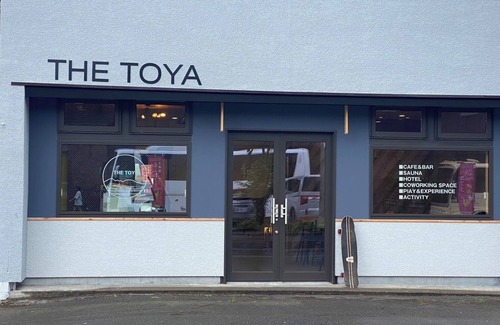 Toyako House | Steps from Toya Lake: Experience a Unique Barrel Sauna