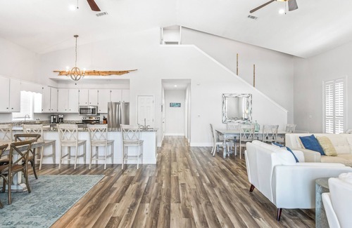 Grayton Beach House | Coastal Retreat: Walk to Beach with Heated Private Pool