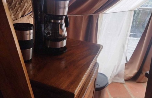 Roble RV Rental | Mount Elbert View Glamping: Enjoy Poolside Comforts