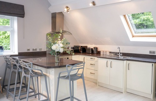 Amlwch House | Pet-Friendly 1 Old Kingdom Hall: Character Cottage Stay